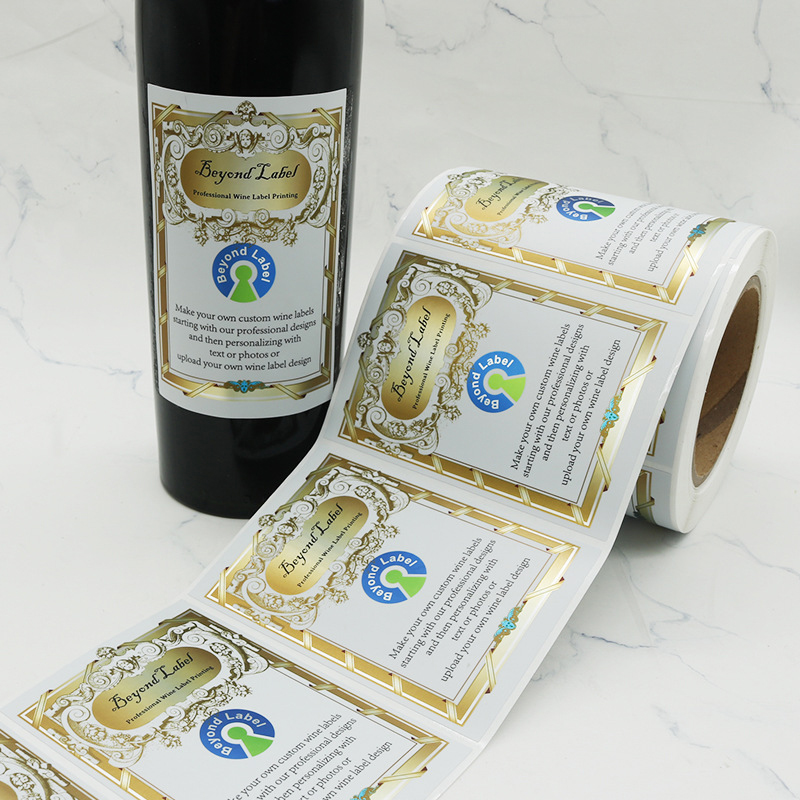 Étiquette de bouteille de vin gaufrée en feuille mate