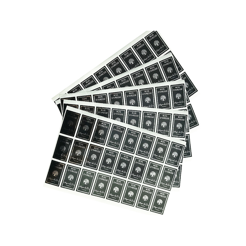 Étiquette de bouteille de vin gaufrée en feuille mate