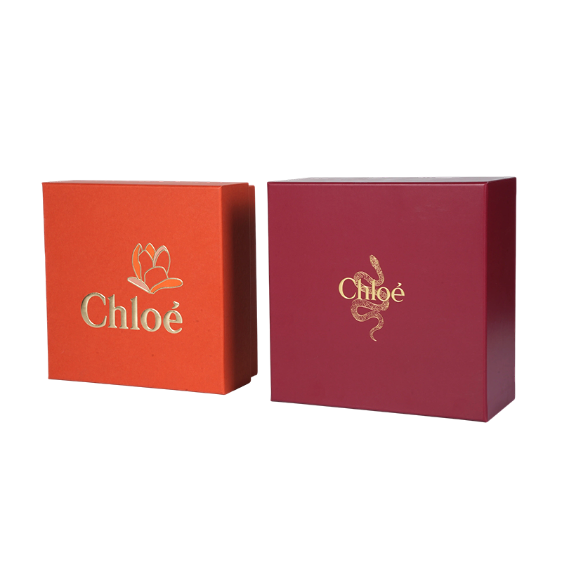 Boîte d'emballage de soins de la peau en papier de conception rigide avec couvercle amovible de luxe avec feuille d'or de relief