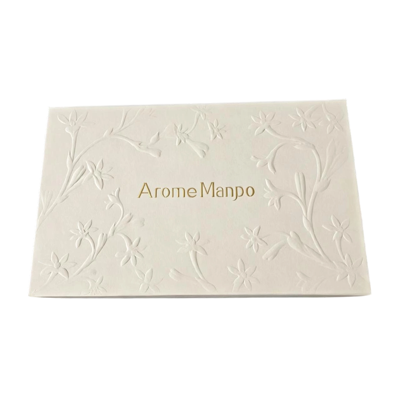Boîte-cadeau à couvercle rigide estampillé en aluminium mat gaufré pour cosmétiques